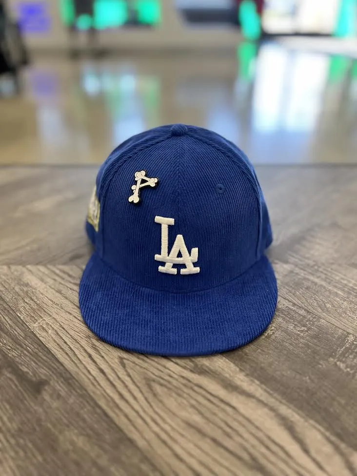 5950 LOS DODGERS ROYAL CORDUROY 2 TONE GLOW