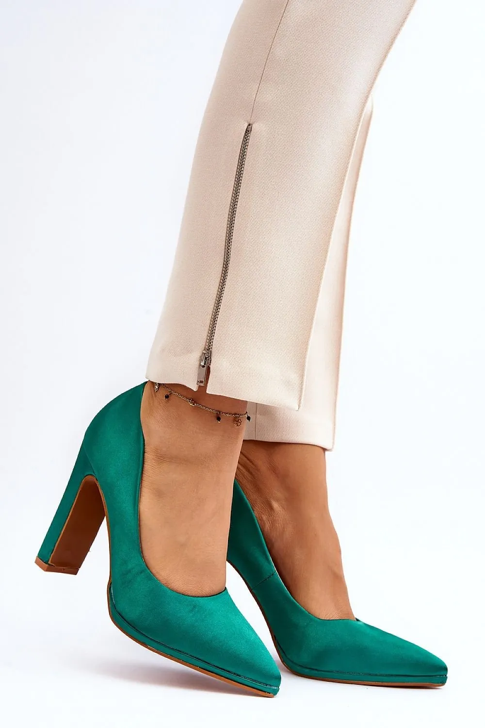 Block heel pumps model 191028 Step in style