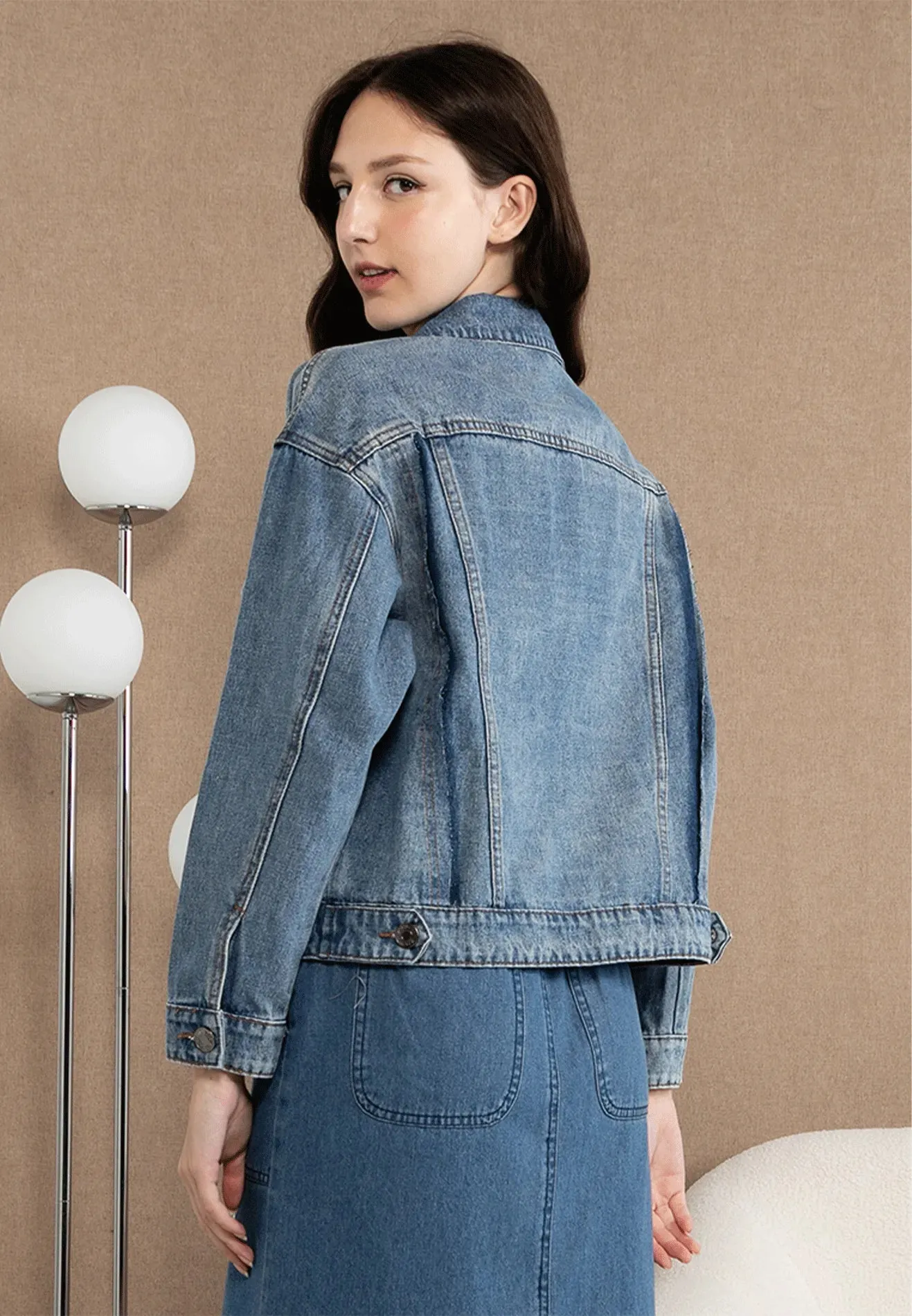 VOIR JEANS Classic Denim Double Flap Pockets Jacket