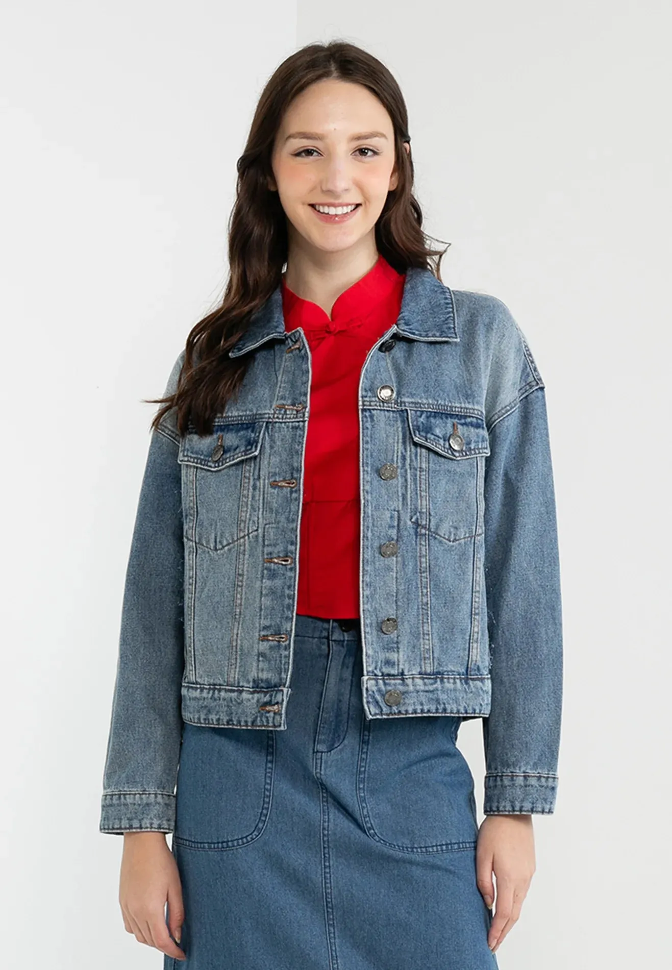 VOIR JEANS Classic Denim Double Flap Pockets Jacket