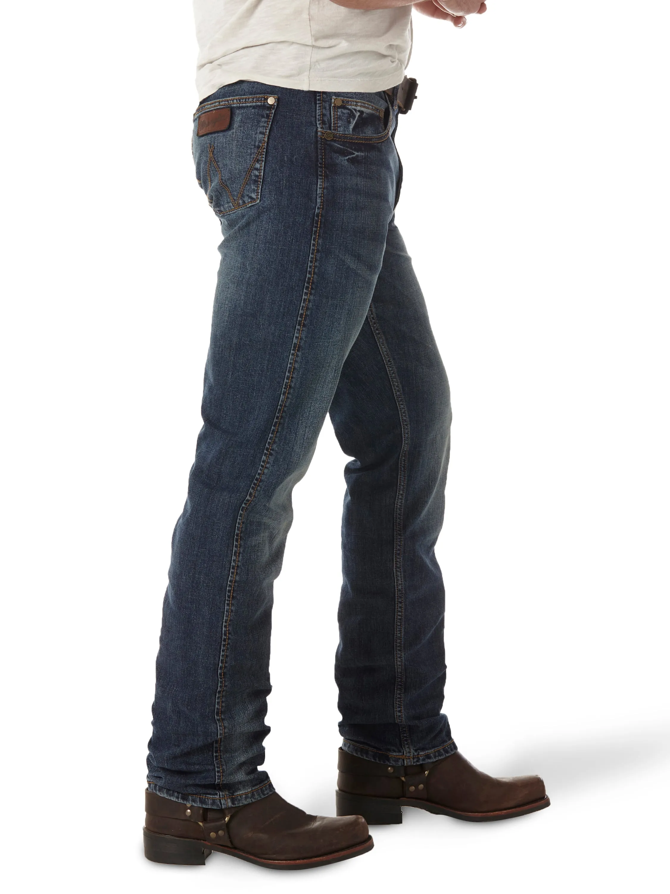 'Wrangler' Men's Retro Slim Fit Straight Leg Jean - Bozeman